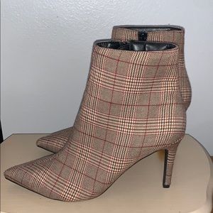 Brand new forever 21 booties